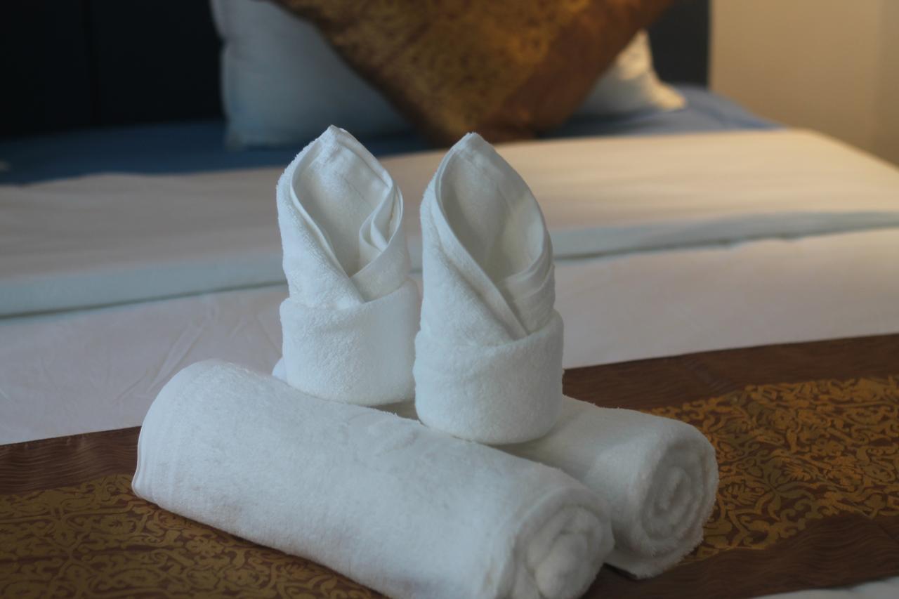 Benny'S City Hotel سيهانوكفيل المظهر الخارجي الصورة